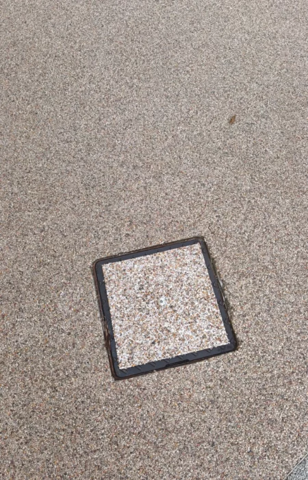 pavimento pedonale in ghiaia resinata