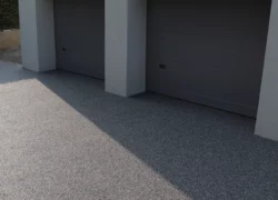 pavimento drenante ingresso in un garage privato a desenzano del garda